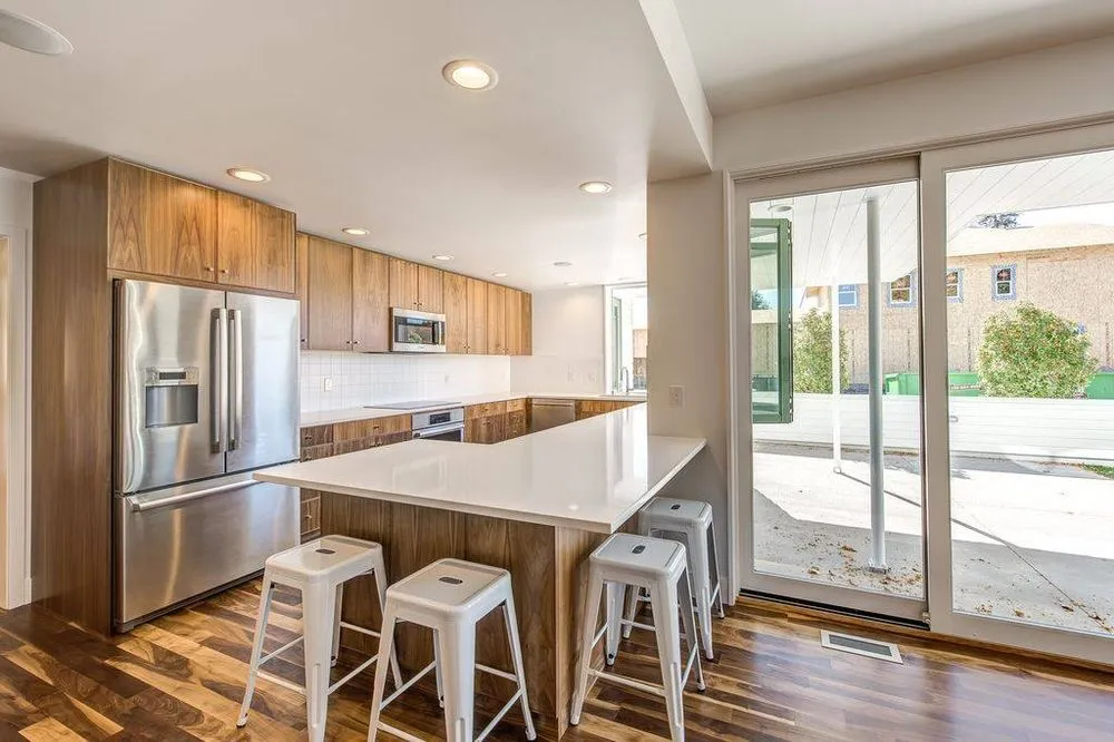 Slide of Electric Doctor