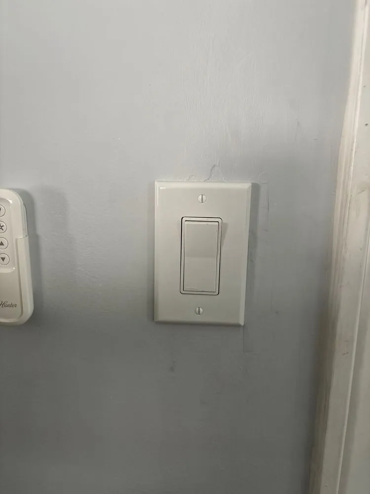 Slide of Electric Elite