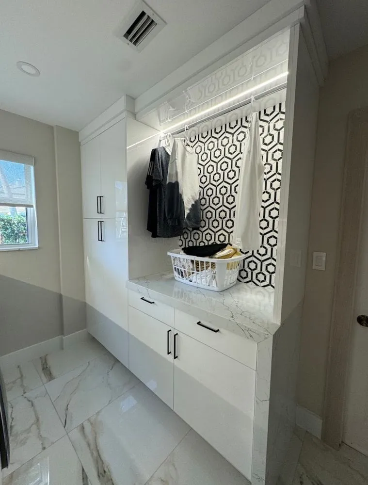 Slide of Electric Experts