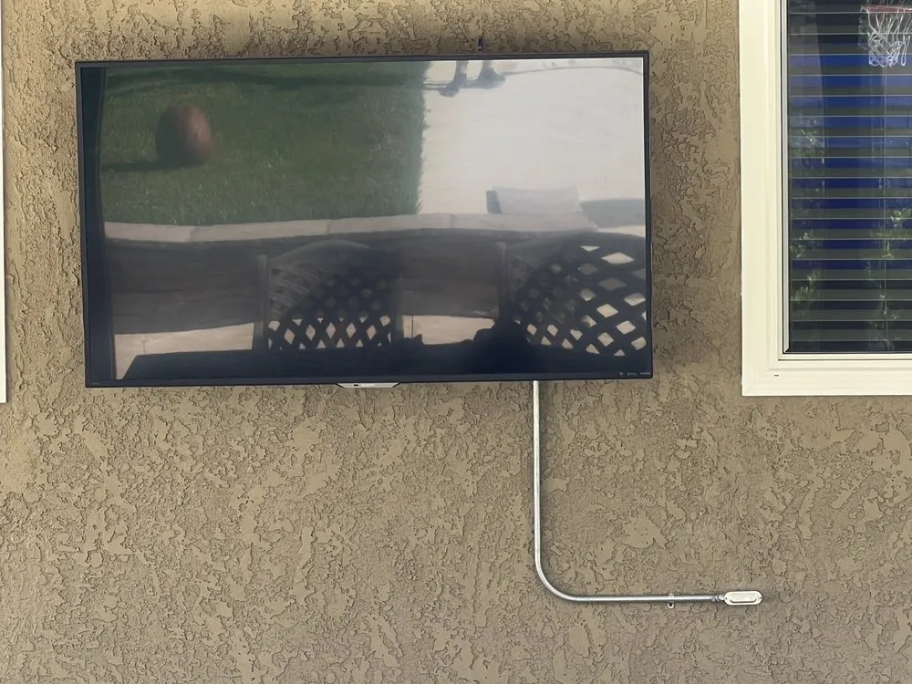 Licensed outlet and switch repair in , by Electric FX Corp