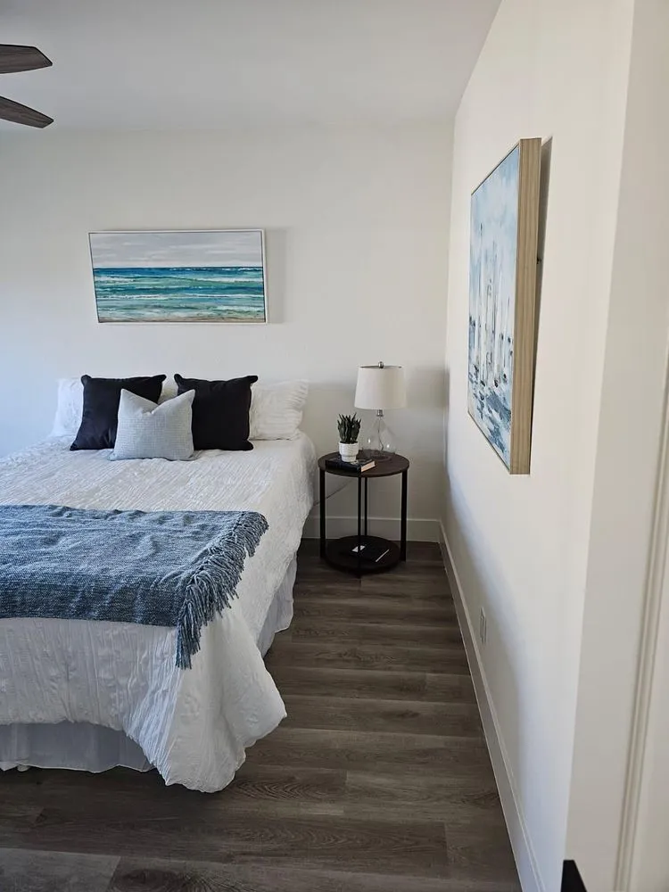 Slide of Electric Gonzalez