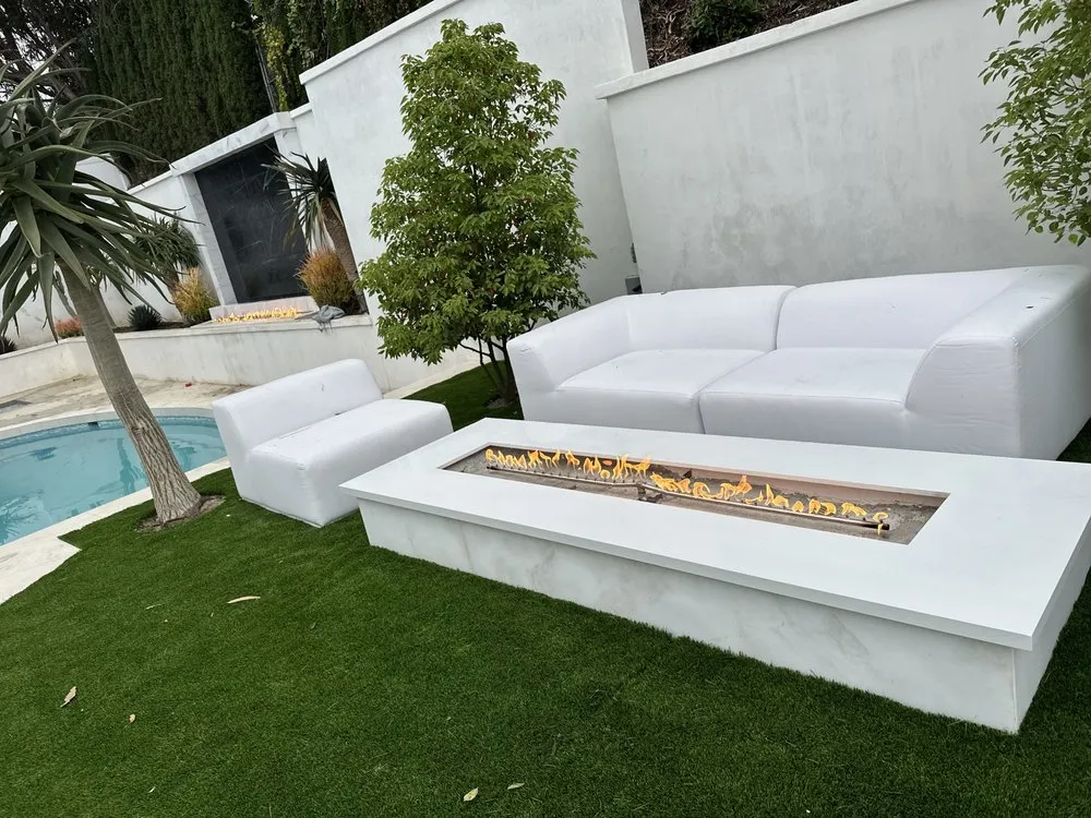 Slide of Electric Gonzalez