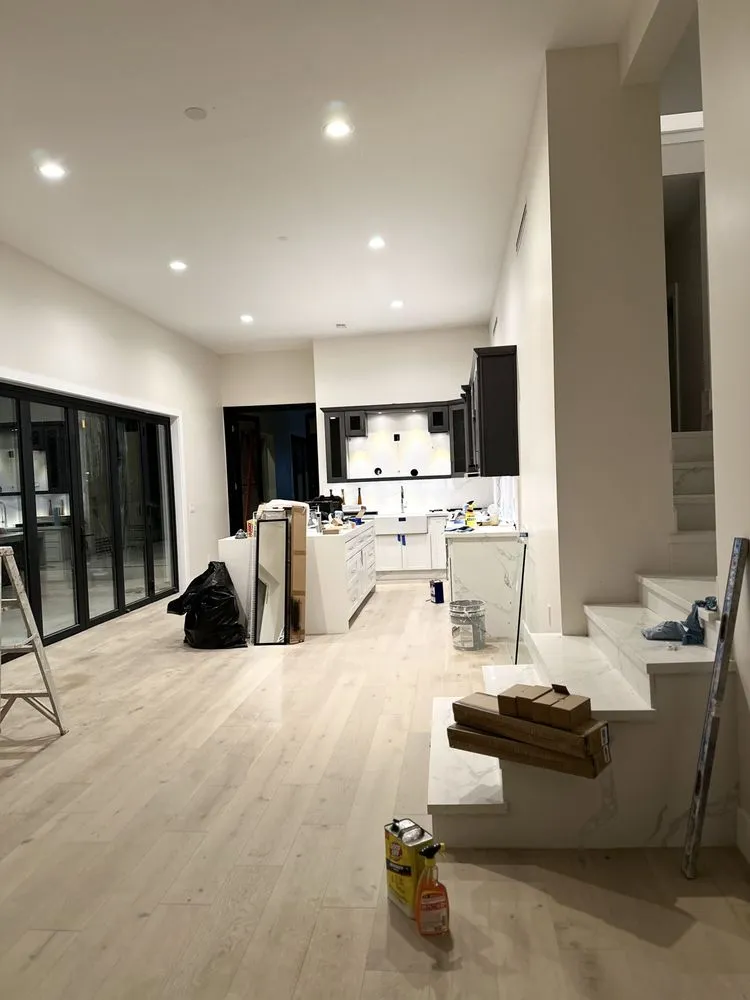 Slide of Electric Gonzalez