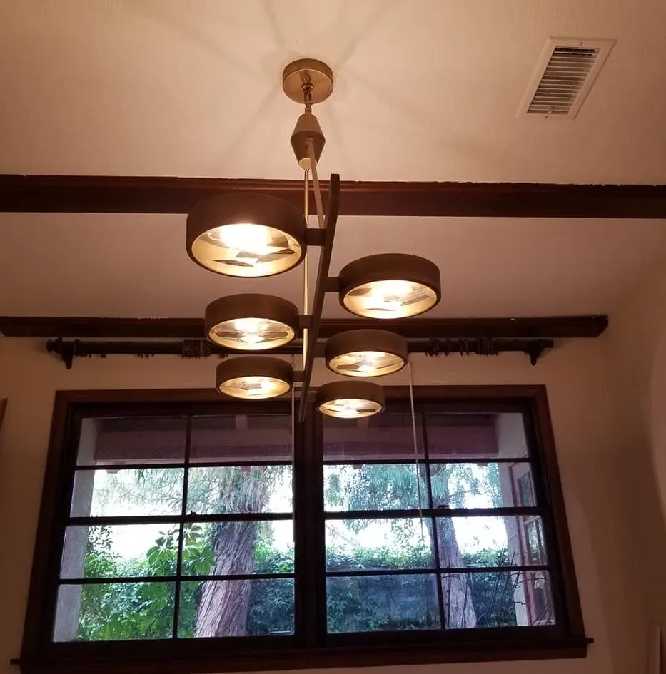 Slide of Electric Guru oc