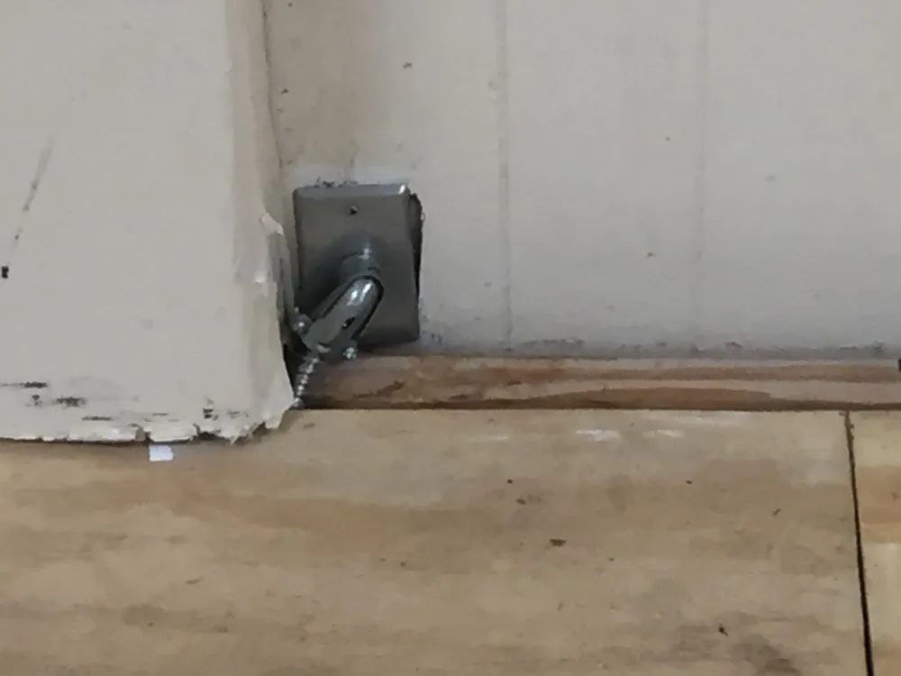 Slide of Electric Handyman Service