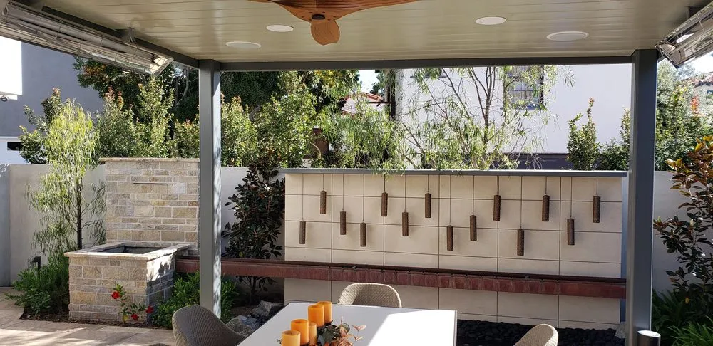 Slide of Electric Lee