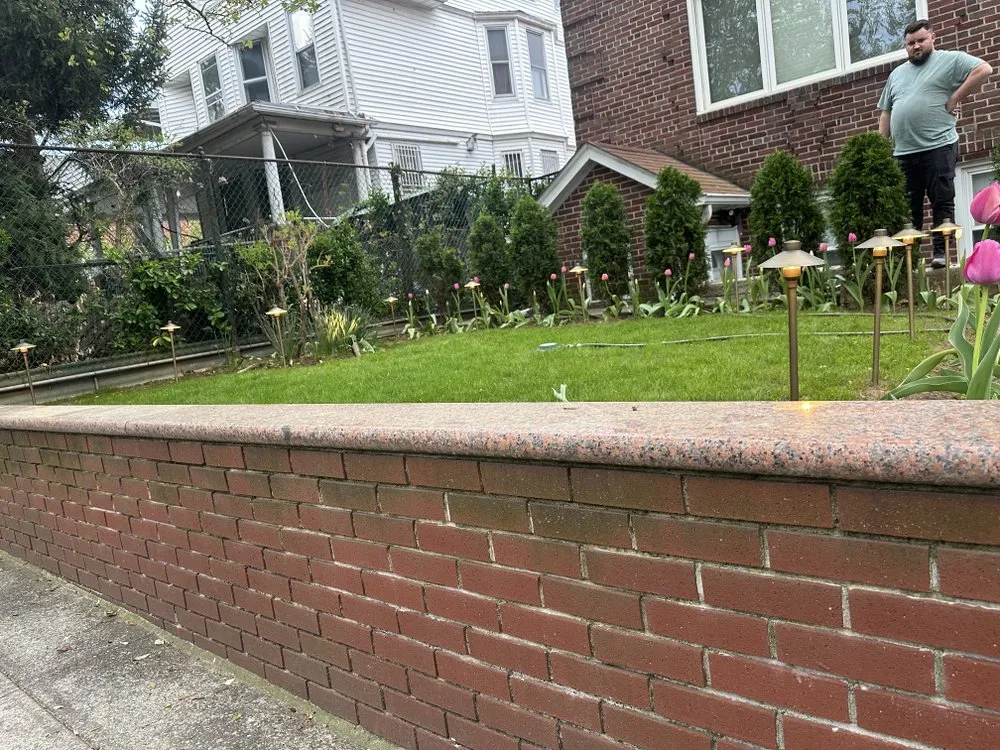 Slide of Electric Mont