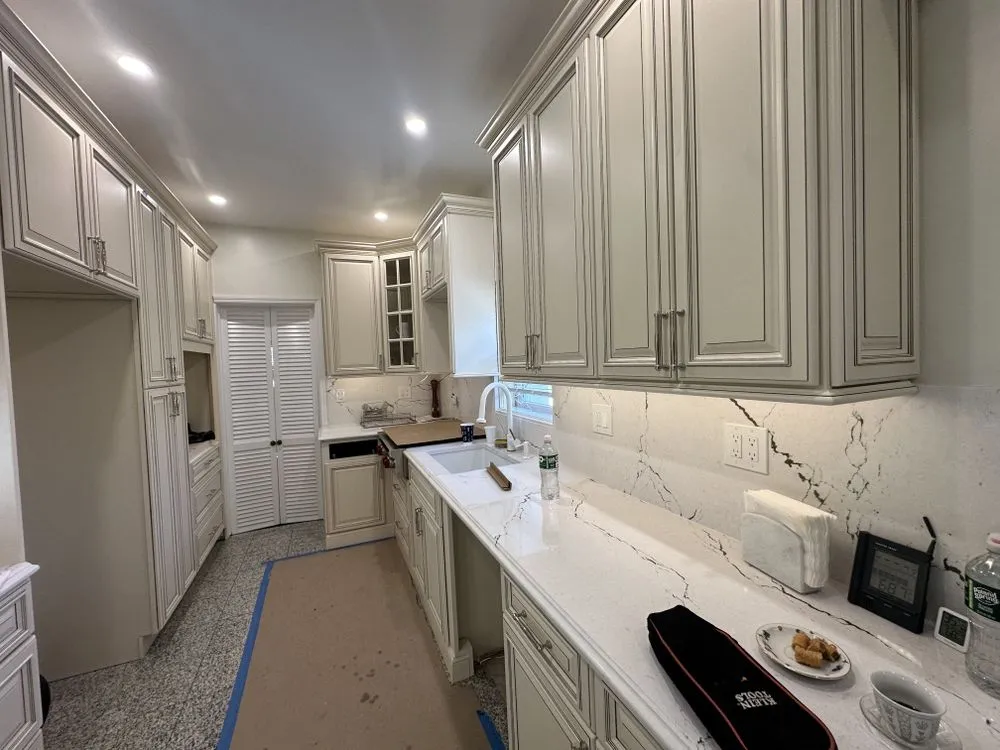 Slide of Electric Mont