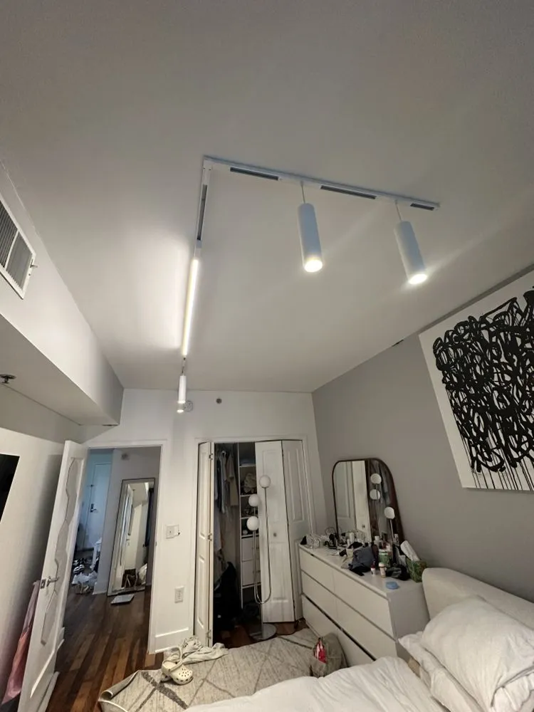 Slide of Electric Mont