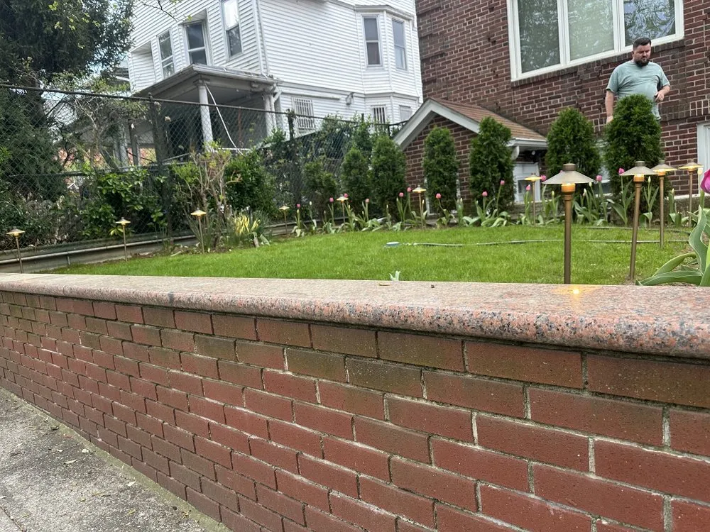 Slide of Electric Mont