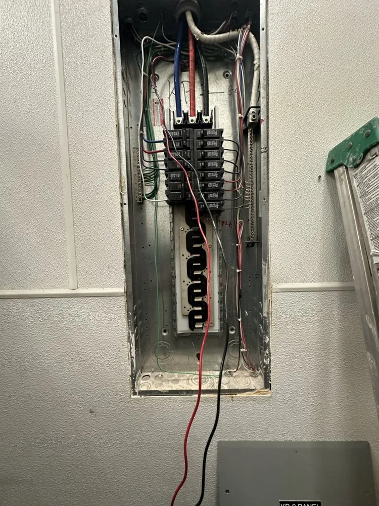 Slide of Electric Mont