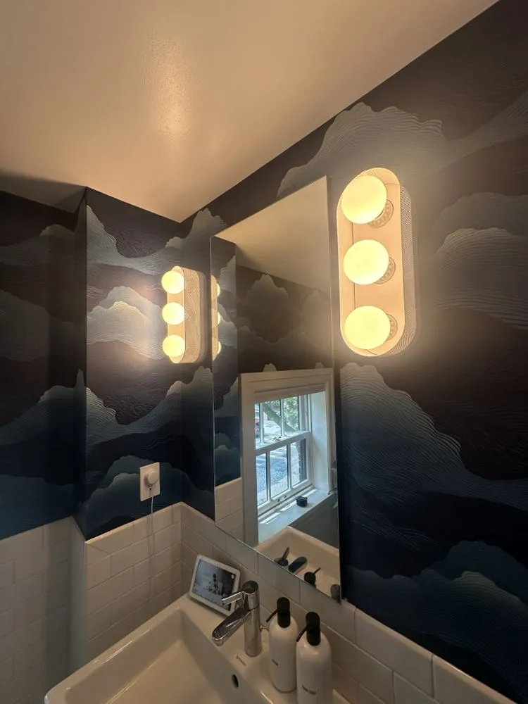 Slide of Electric Mont