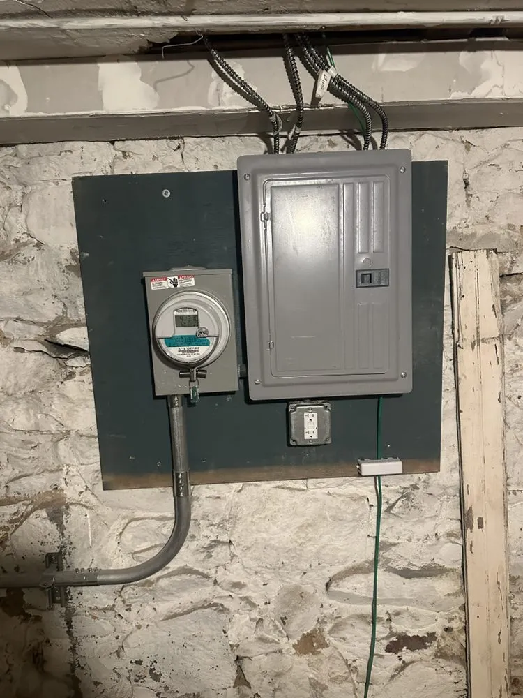 Slide of Electric Mont