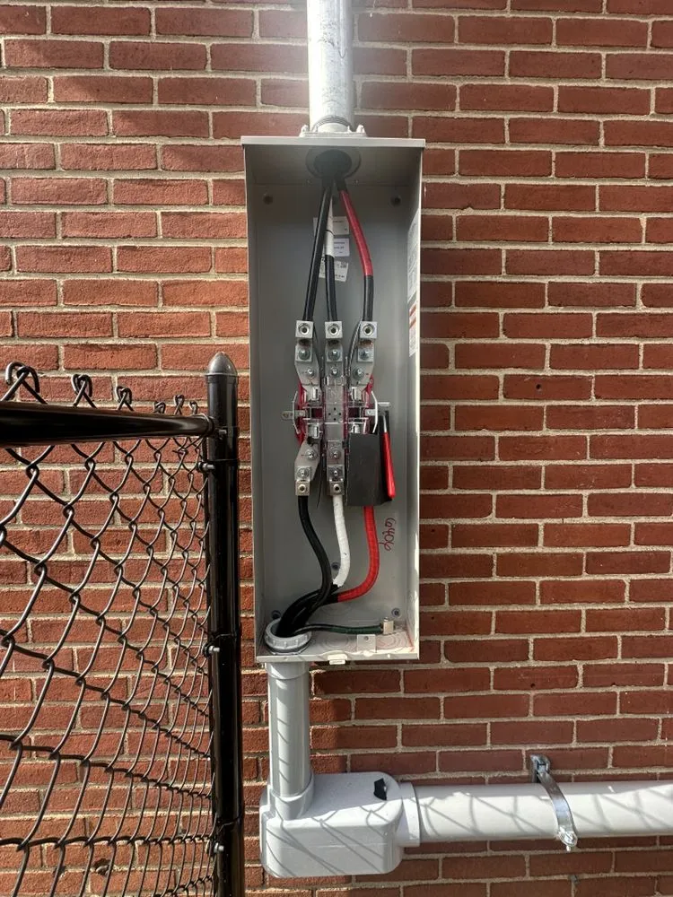 Slide of Electric Mont