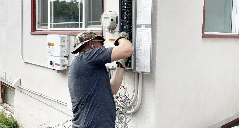 Slide of Electric Now