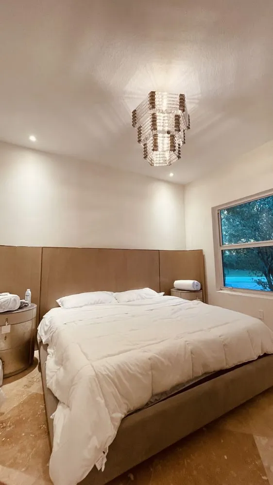 Slide of Electric Q Services