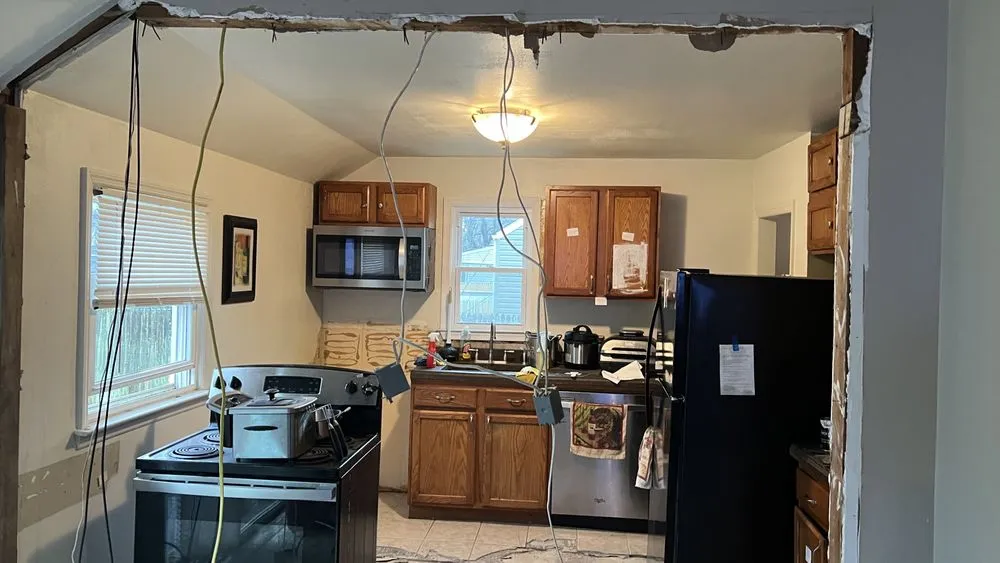 Slide of Electric Ren