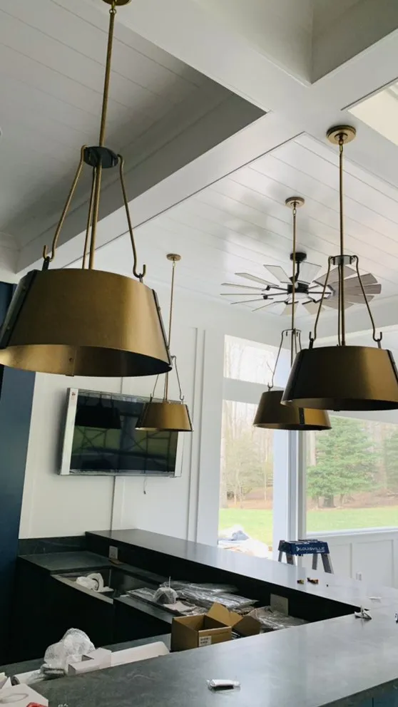 Slide of Electric Shockingly Good Service