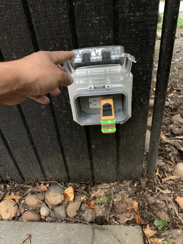 Slide of Electric Shockingly Good Service