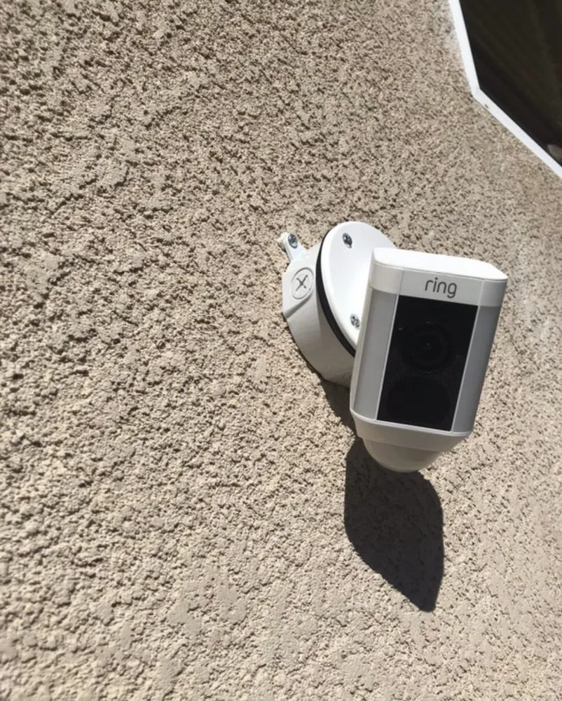 Emergency electrician providing wiring installation in Lake View Terrace, CA - Electric Smart