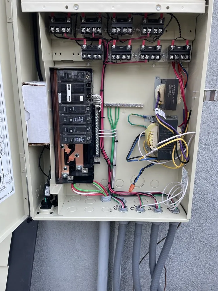 Slide of Electric Superior Solutions