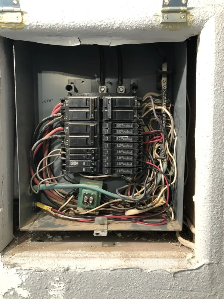 Slide of Electric Wave Electricians