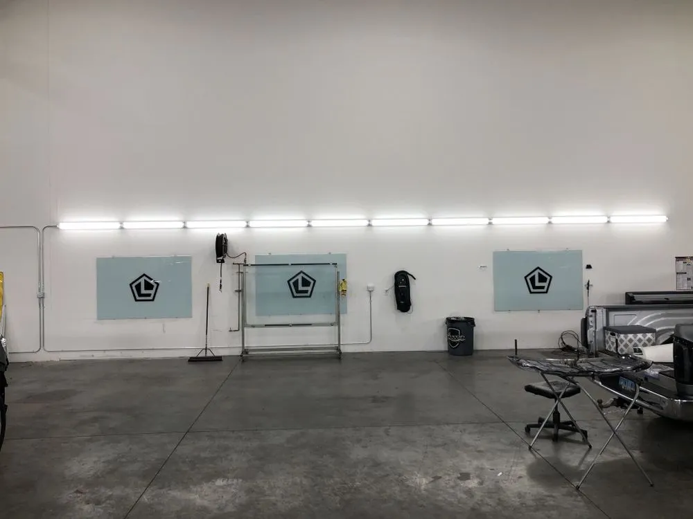 Slide of Electric Wave Electricians