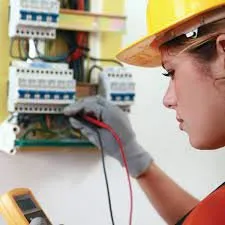 Slide of Electric Wire Services Playa Vista