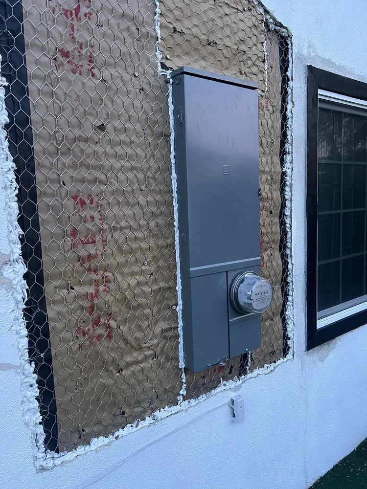 Slide of Electric Yeti