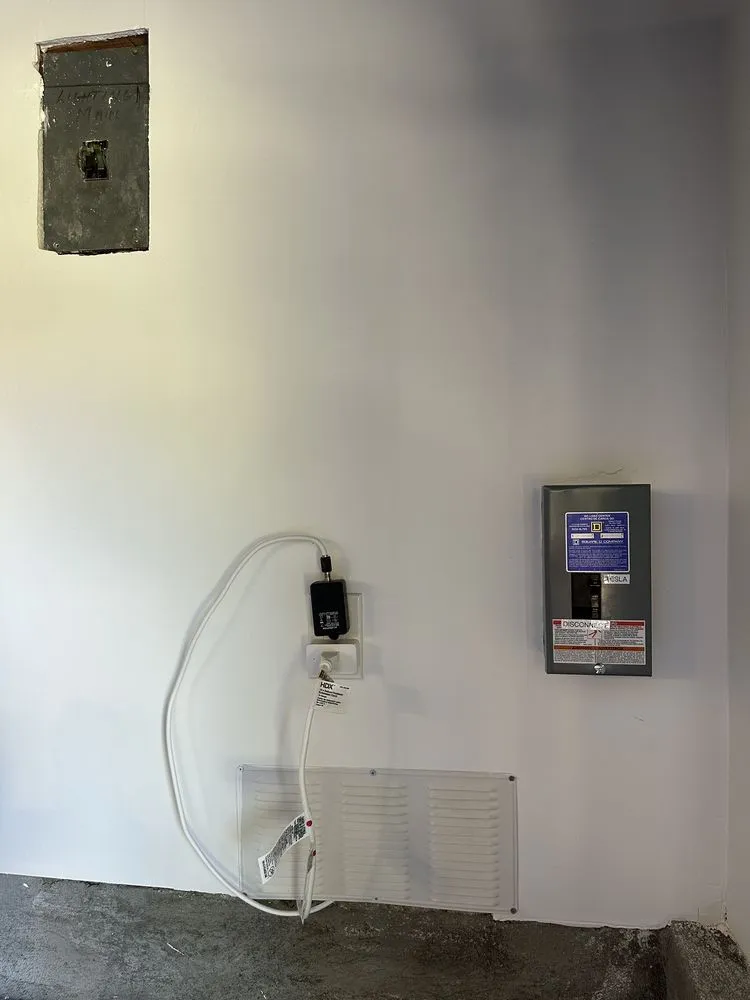 Slide of Electric Yeti