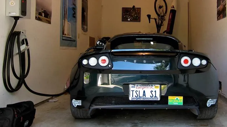 Slide of Electrical Contractors