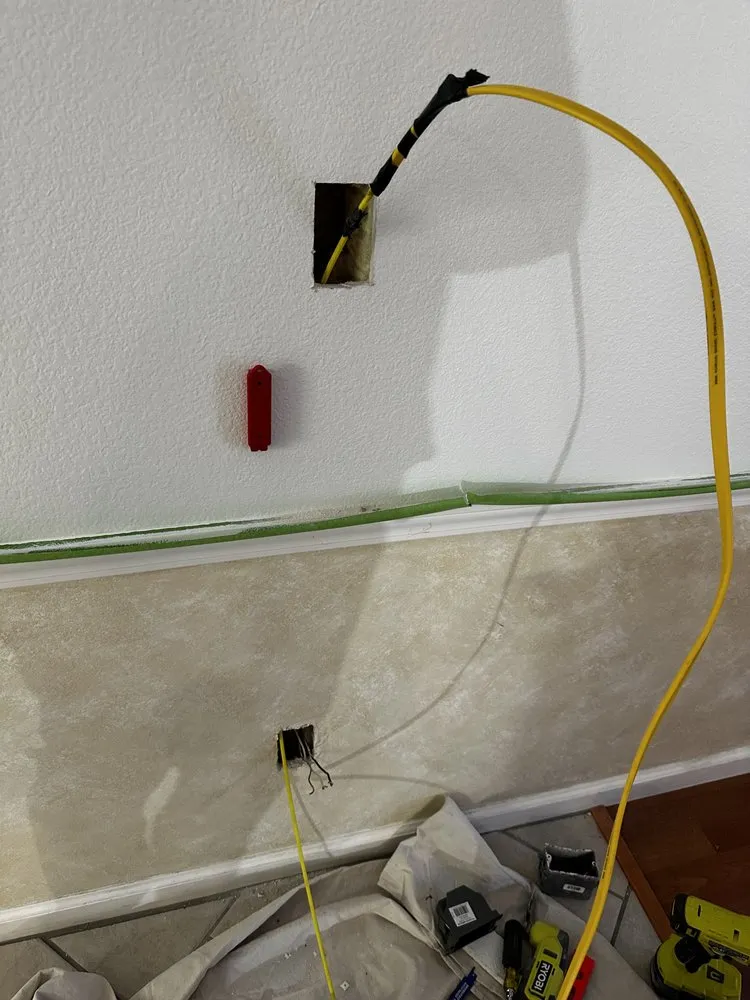 Slide of Electrical Detectives