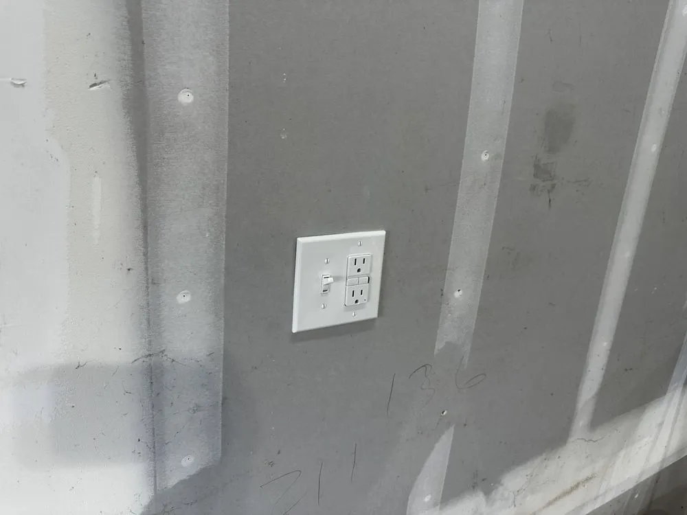 Slide of Electrical Detectives