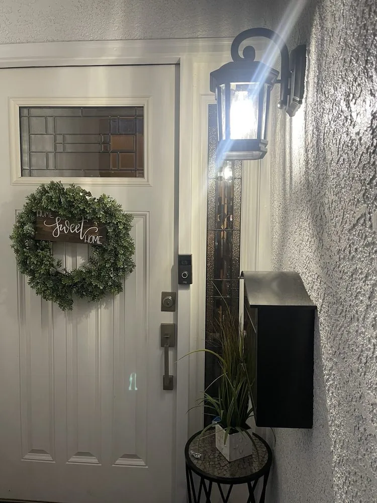 Slide of Electrical Elites