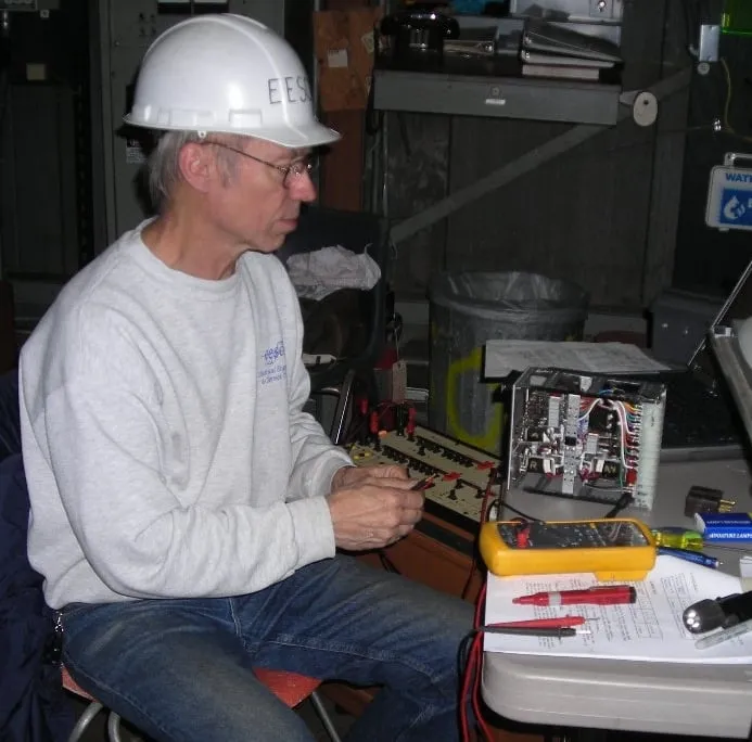 Slide of Electrical Engineering & Services Company