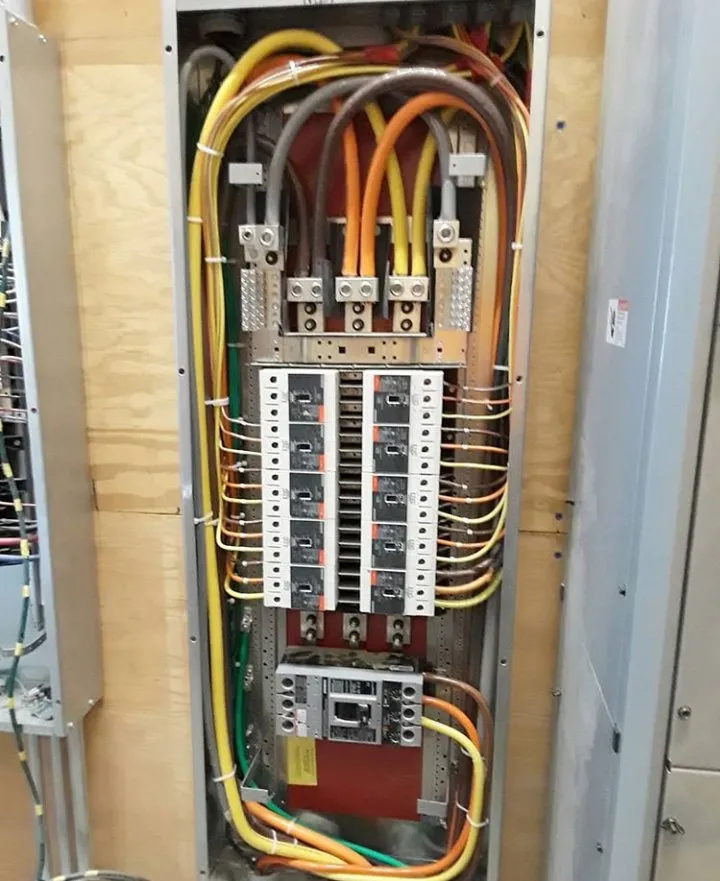 Professional electrical service for homes in lighting installation, by