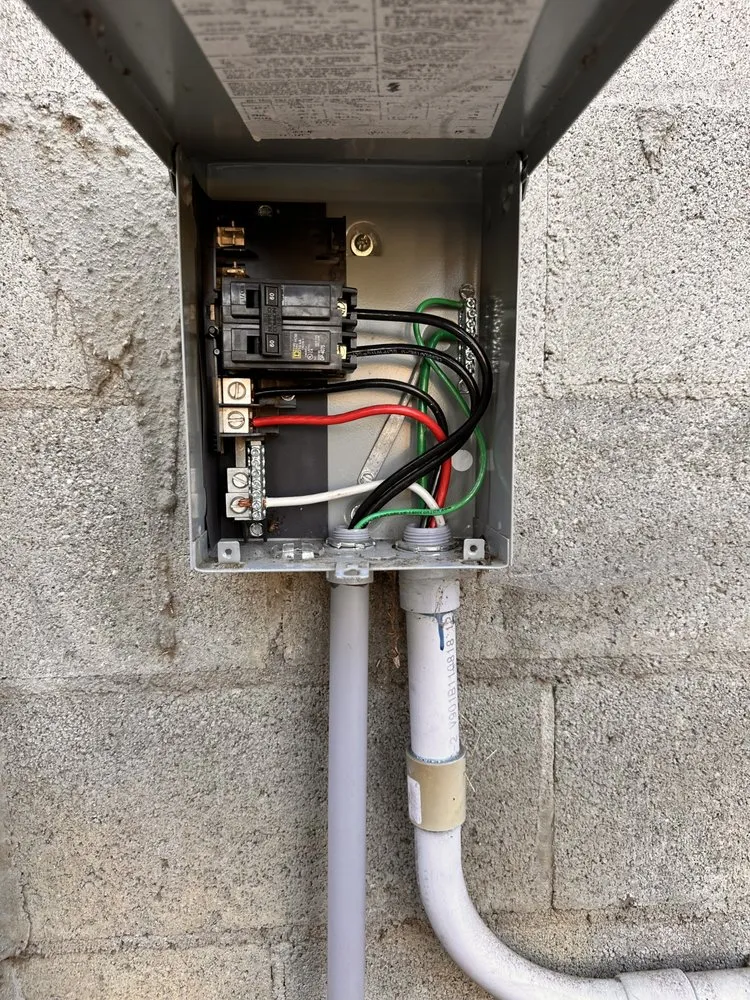 Affordable electrical service for homes in electrical repair,  by 