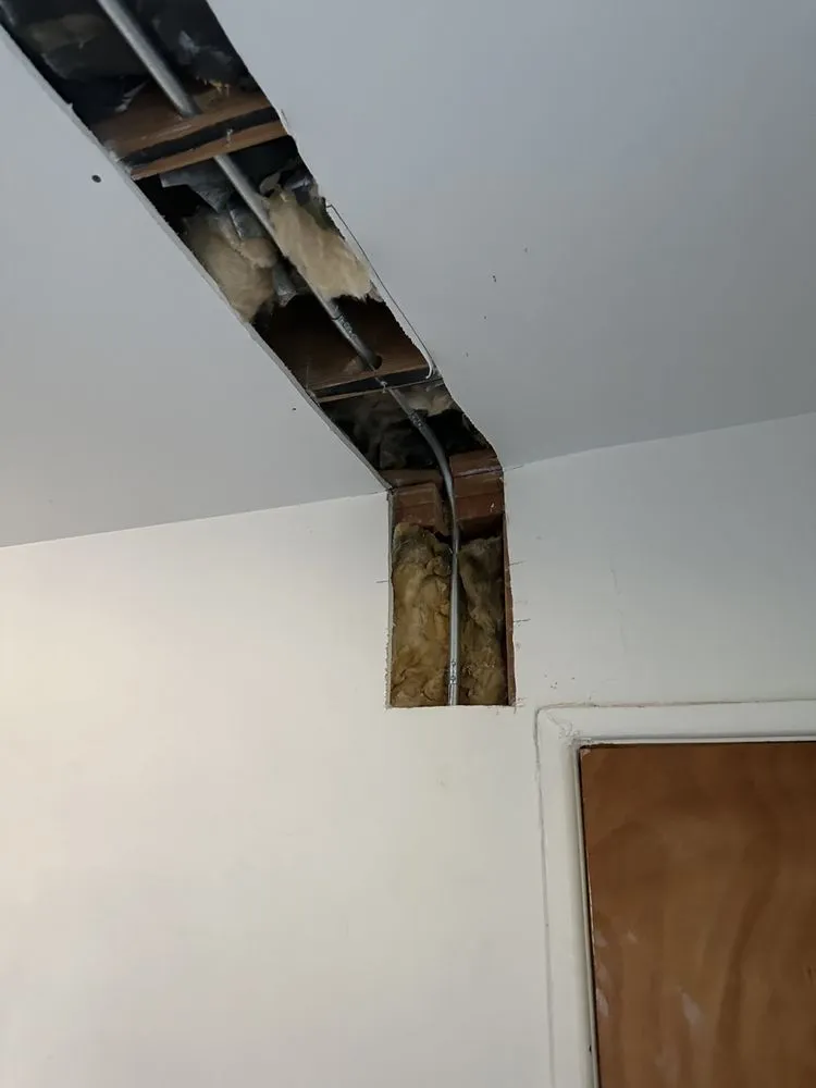 Slide of Electrical Labor