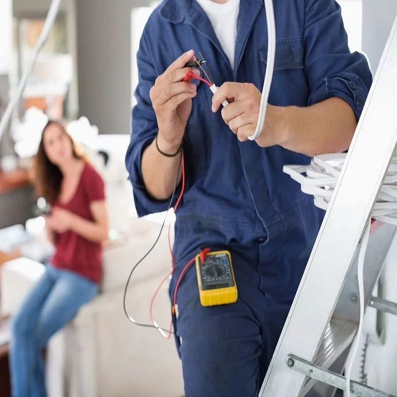 Emergency electrical service for homes in wiring installation, by