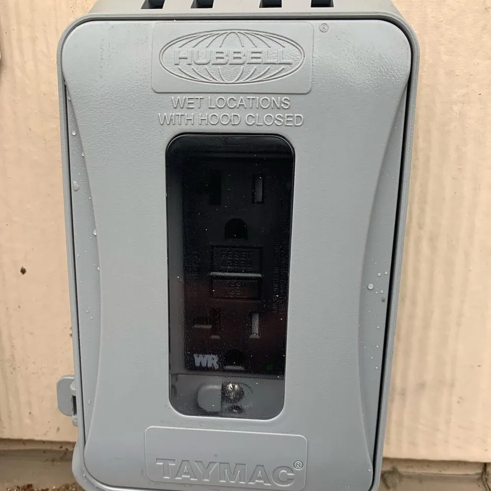 Slide of Electrical Nerds