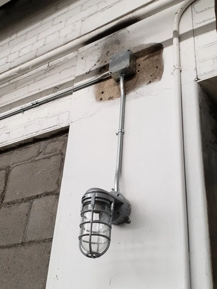 Slide of Electrical Parra