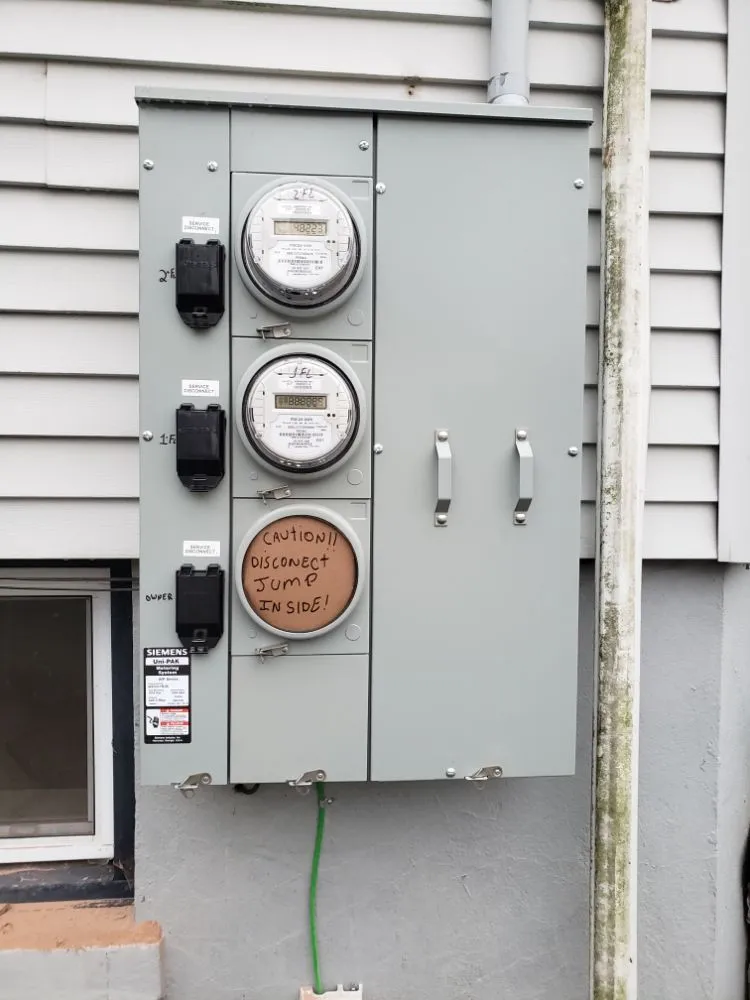 Slide of Electrical Parra