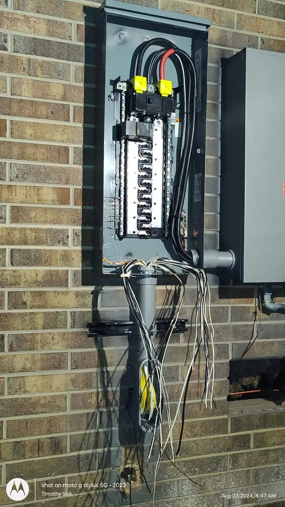 Trusted electrician providing wiring installation in ,