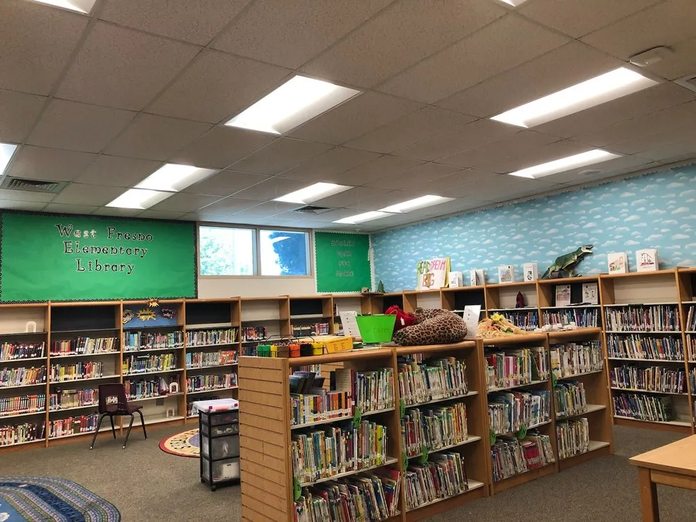 Certified electrical service for homes in lighting installation,  by 