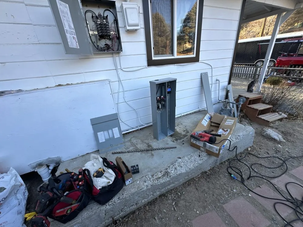 Slide of Electrical Pros