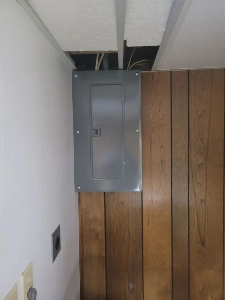 Slide of Electrical Pros