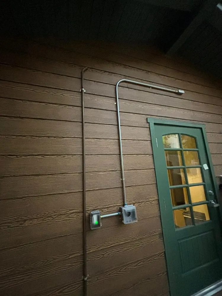 Slide of Electrical Services 24/7