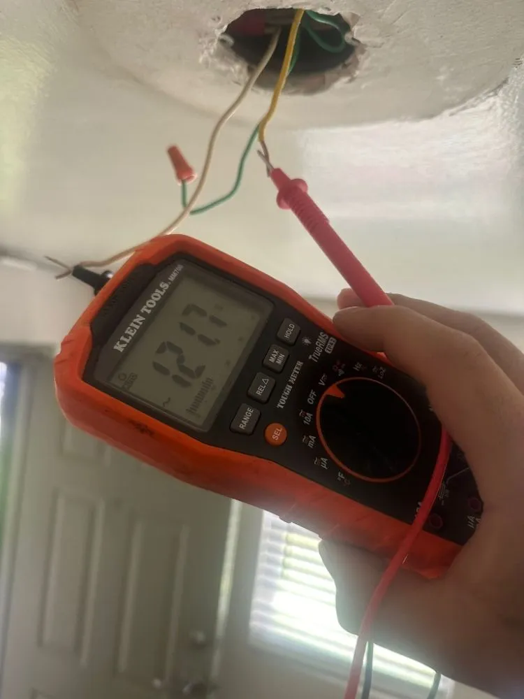 Slide of Electrical Services 24/7