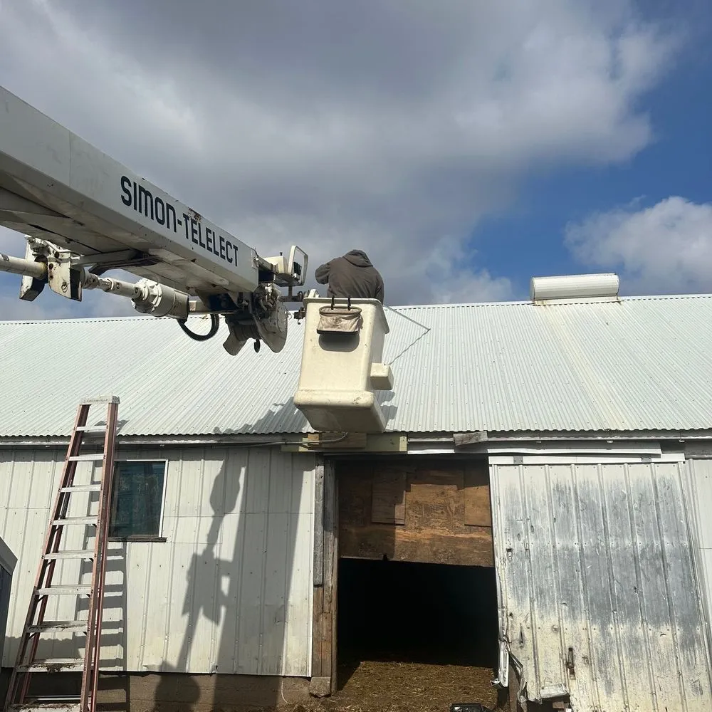 Reliable electrician providing lighting installation in Delavan, MN - Electrical Solutions Of Southern Minnesota
