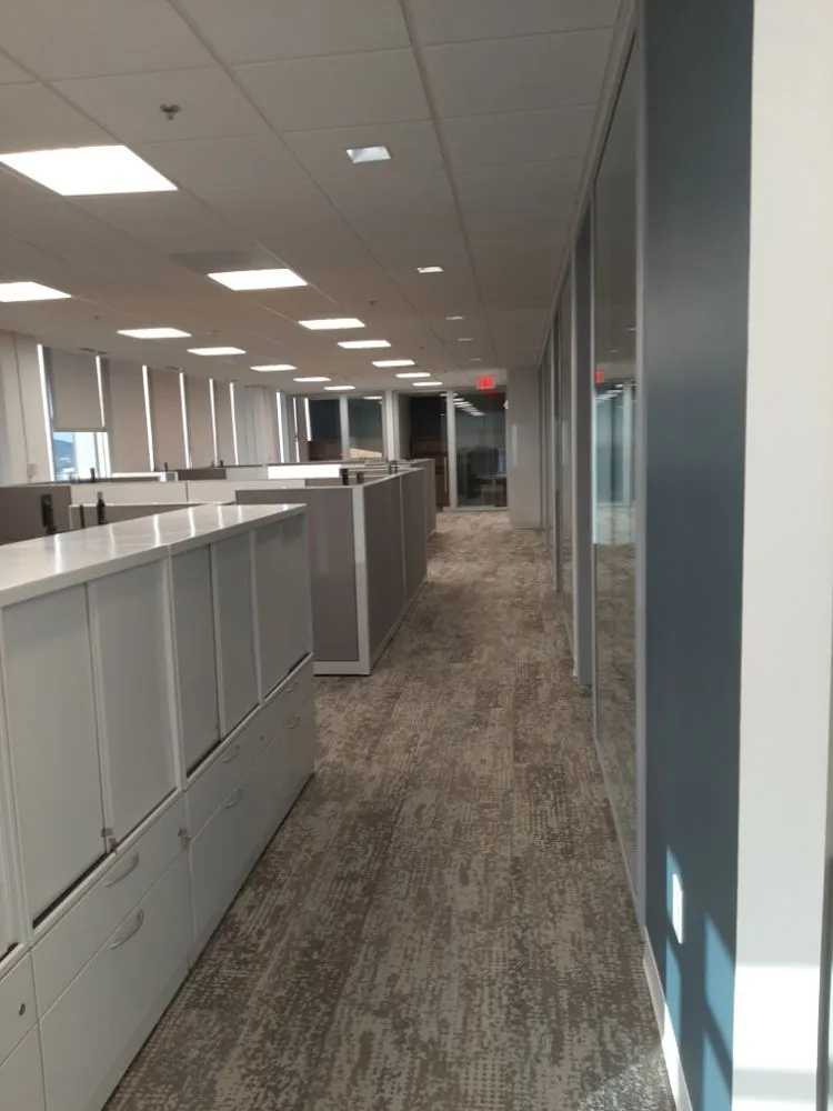 Affordable electrician providing panel upgrade in , 